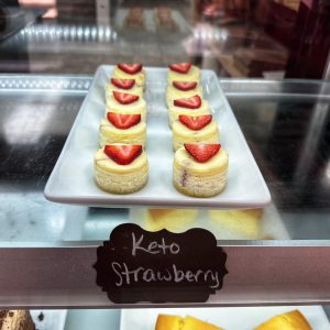 Keto Strawberry (10 Bites)